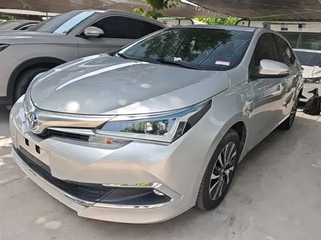 Toyota Corolla 2017 Facelift Hybrid 1.8L E-CVT Elite Edition