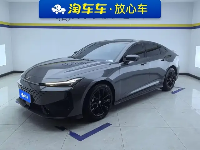 Changan UNI-V 2024 1.5T Deluxe