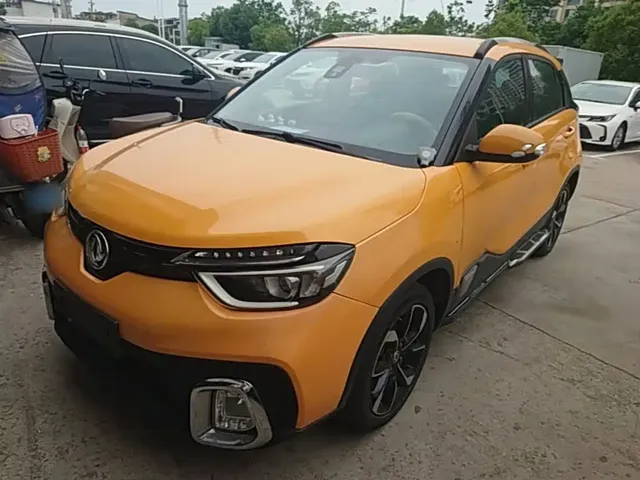Dongfeng Aeolus Dongfeng Fengshen AX4 2017 1.4T DCT Trendy