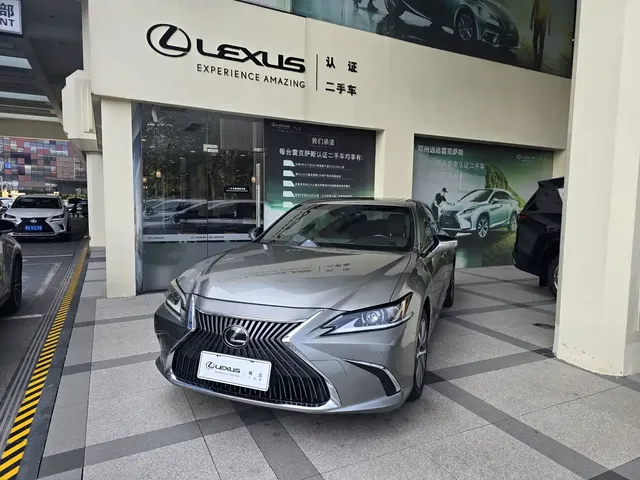 Lexus ES 2020 200 Excellence