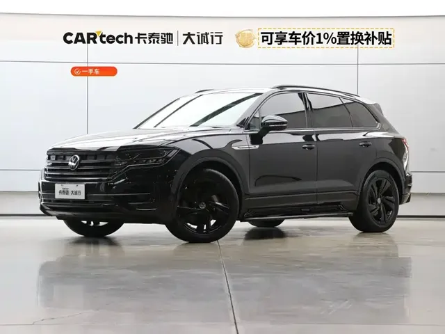 Volkswagen Touareg 2021 3.0TSI Sharp Edition with Gloss Black Sports Package