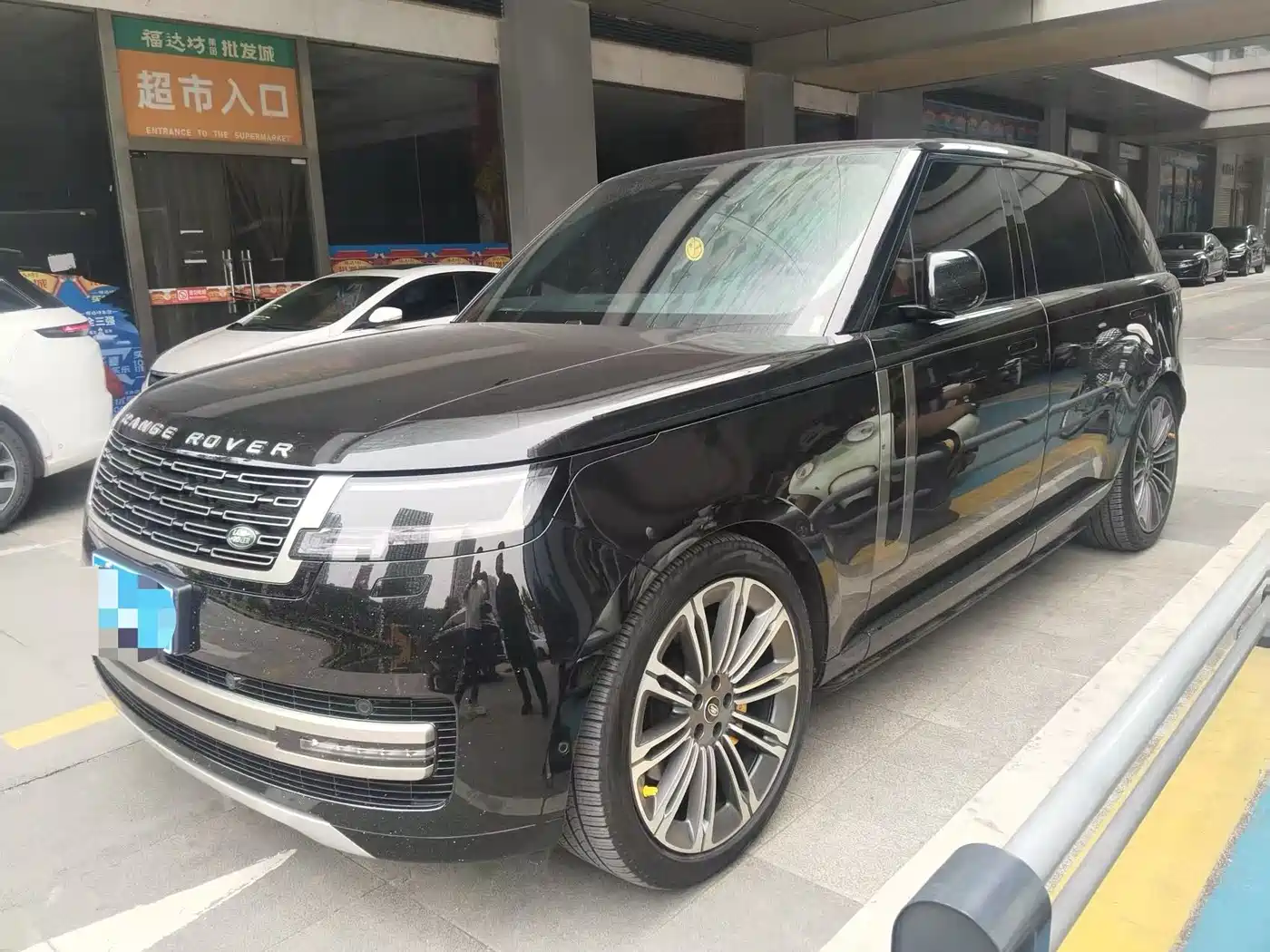Land Rover Range Rover 2024 3.0 L6 400PS Golden Age Extended