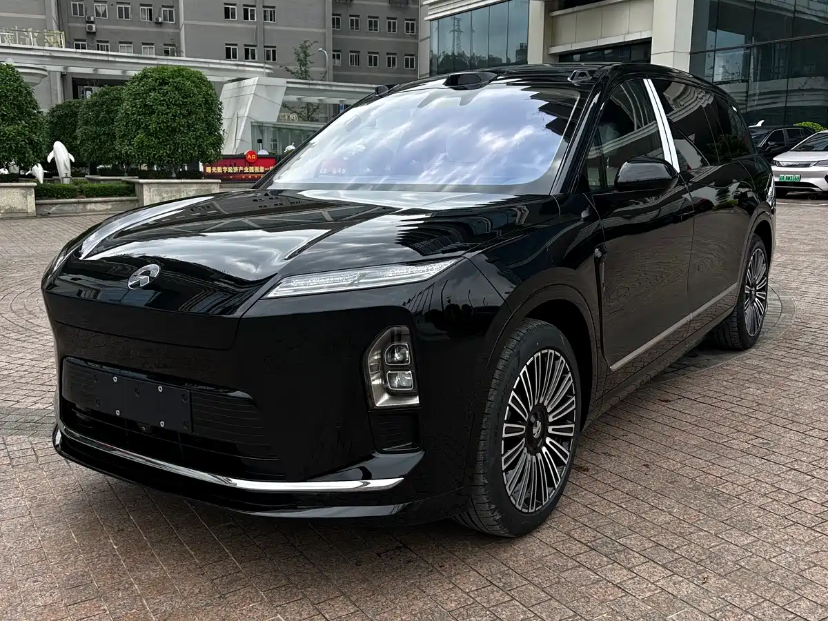 NIO ES8 2025 Model 6-Seat Executive Luxury Edition