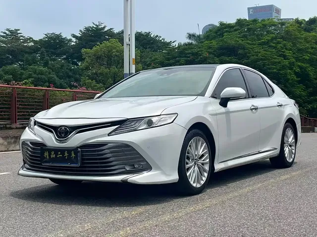 Toyota Camry 2019 2.5G Luxury Edition China VI