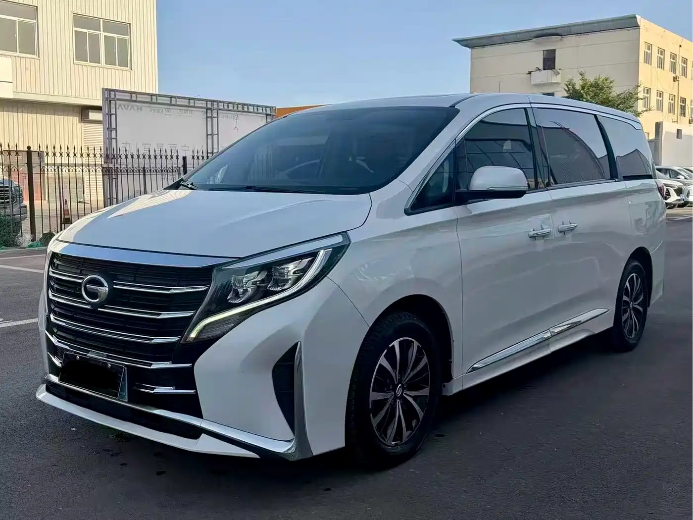 GAC Trumpchi M8 2023 Leading Series 390T Premium Edition