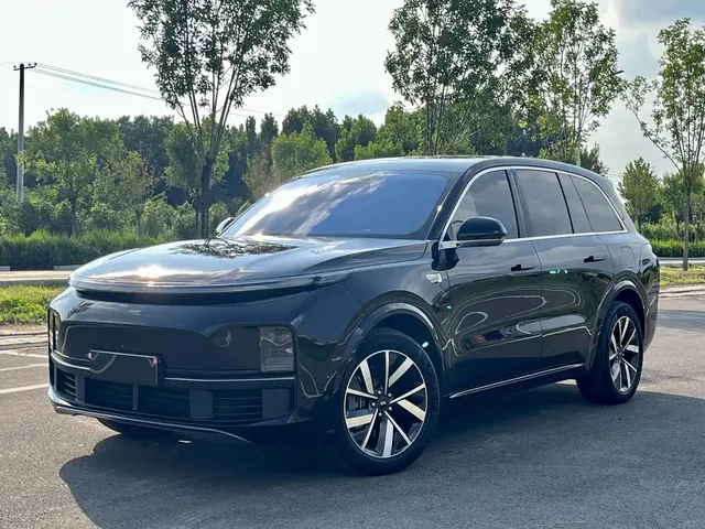 Li Auto Li L8 2023 Air