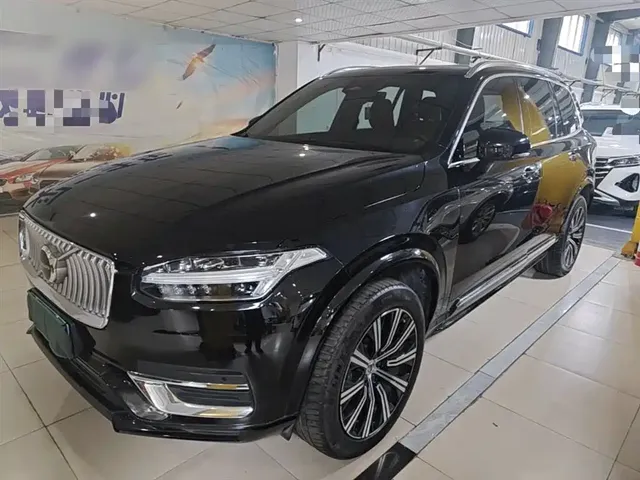 Volvo XC90 2023 B5 Smart Luxury Edition 5-Seater