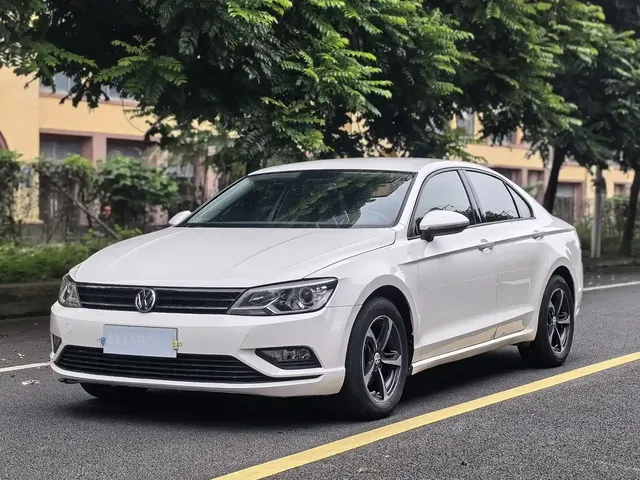 Volkswagen Lamando 2018 230TSI DSG Trend Edition