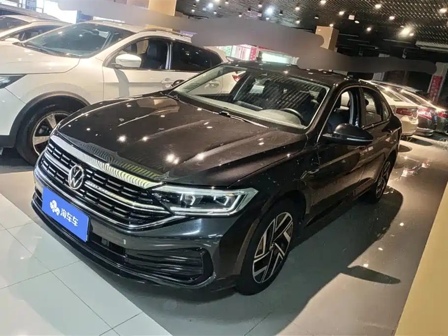 Volkswagen Sagitar 2023 Model Year 200TSI DSG Surpass Edition