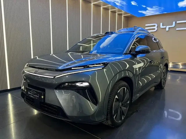 BYD Tang L 2025 DM 175KM Drone Player Edition