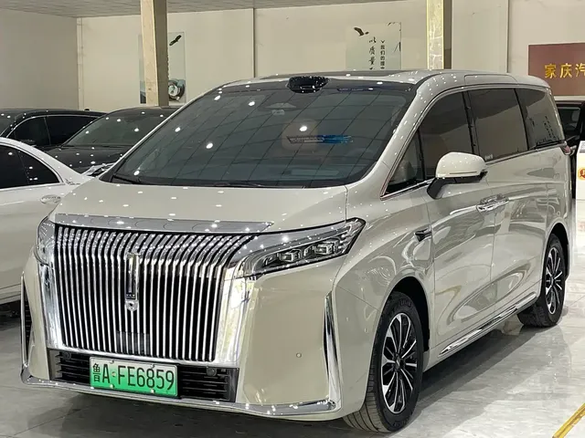 WEY Alpine 2025 AWD Alpine 7