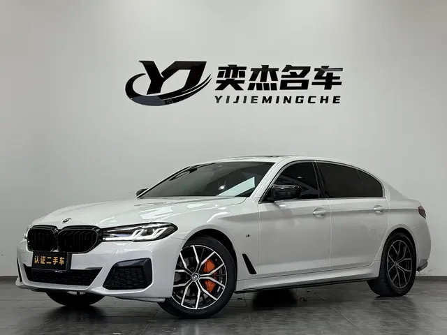 BMW 5 Series 2022 525Li M Sport Package