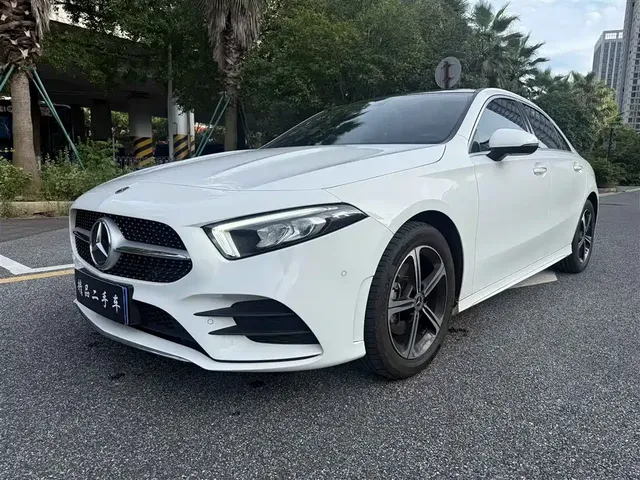 Mercedes-Benz A-Class 2022 Facelift III A 200 L Sport Sedan Fashion