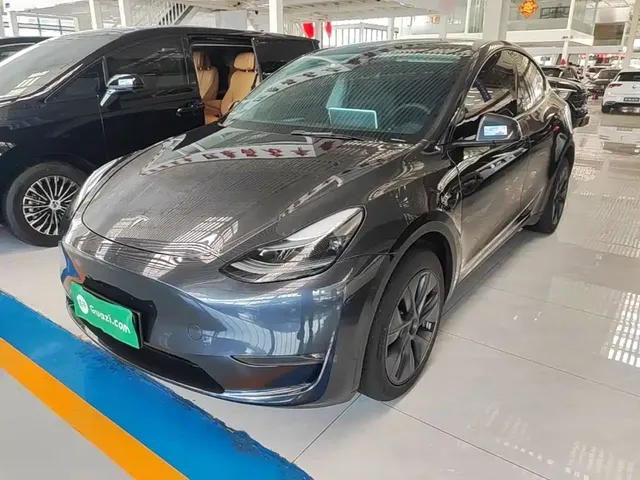 Tesla Model Y 2024 Long Range AWD