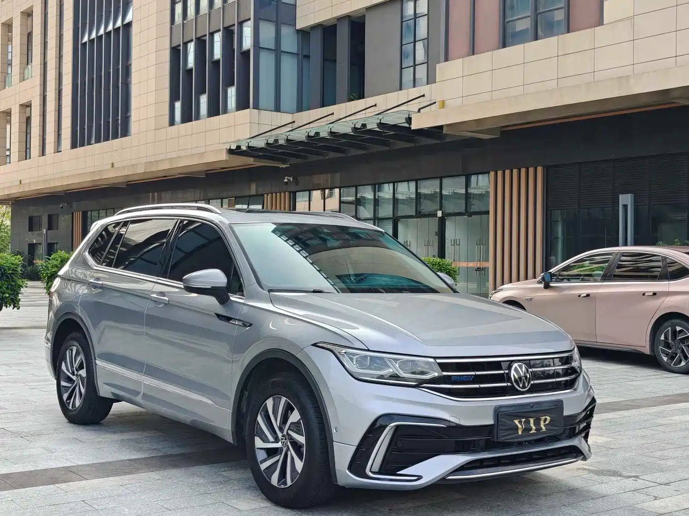 Volkswagen Tiguan L PHEV 2022 430PHEV Plug-in Hybrid Premium
