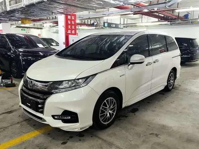 Honda Odyssey 2021 2.0L Sharp Comfort Edition