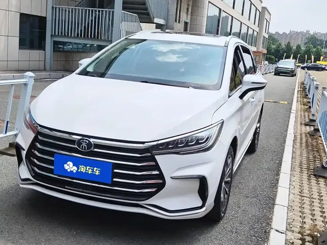 BYD Song MAX 2021 Upgrade 1.5T Automatic Luxury Edition 7-Seater