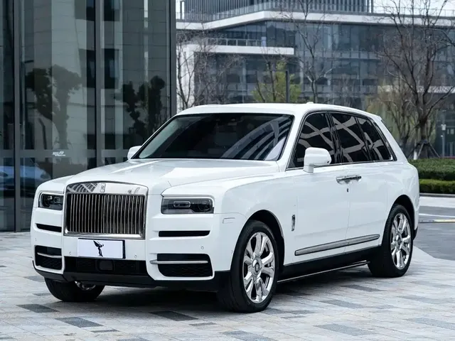 Rolls-Royce Cullinan 2024 5-Seater