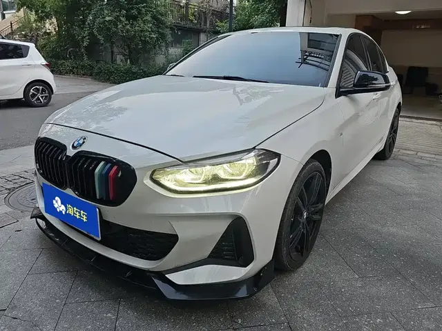 BMW 1 Series 2023 125i M Sport Shadow Edition