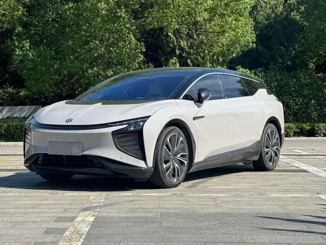 HiPhi X 2021 Luxury Edition 6-Seater