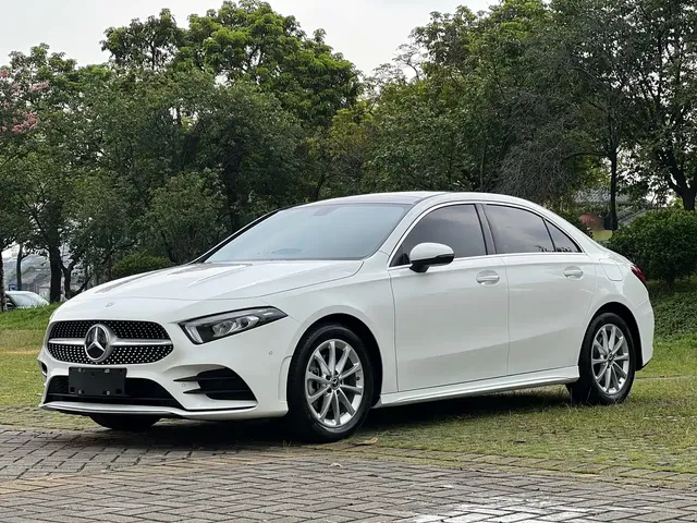 Mercedes-Benz A-Class 2022 A 200 L Sport Sedan Dynamic