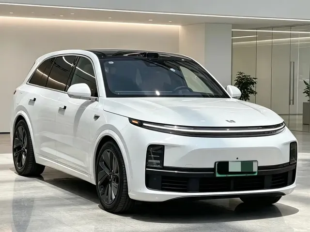Li Auto L7 2023 Pro