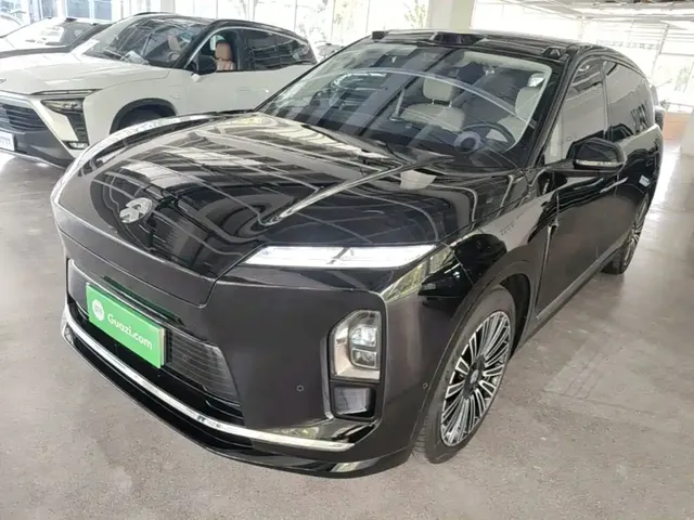 NIO ES8 2025 Model 6-Seat Executive Luxury Edition