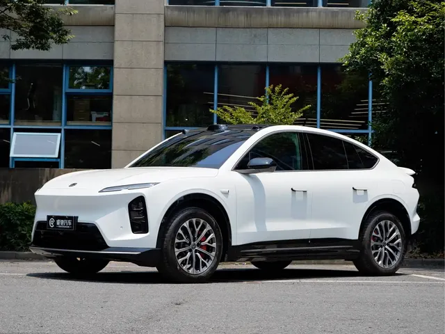 NIO EC6 2025 75kWh