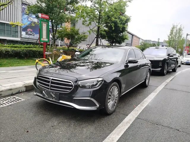 Mercedes-Benz E-Class 2022 E 300 L Luxury