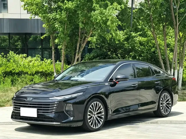 Besturn B70 2025 Dragon Soar Edition 1.5T Black Knight