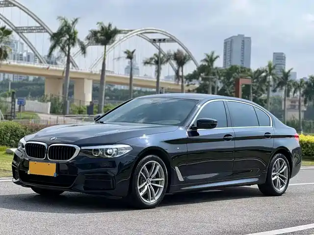 BMW 5 Series 2020 525Li M Sport Package