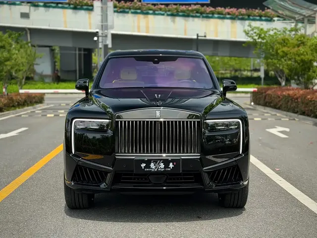 Rolls-Royce Cullinan 2024 Black Badge