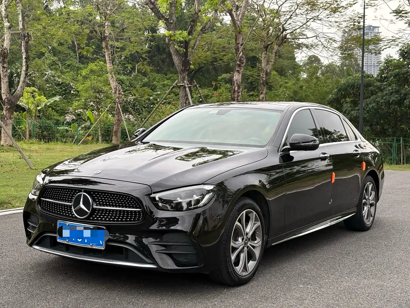 Mercedes-Benz E-Class 2021 E 300 L Fashion