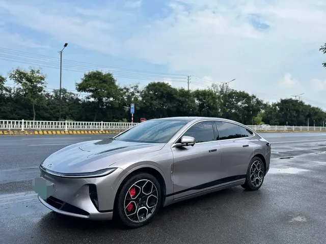 Changan Qiyuan A07 2025 Blue Whale Pure Electric 710 Flagship