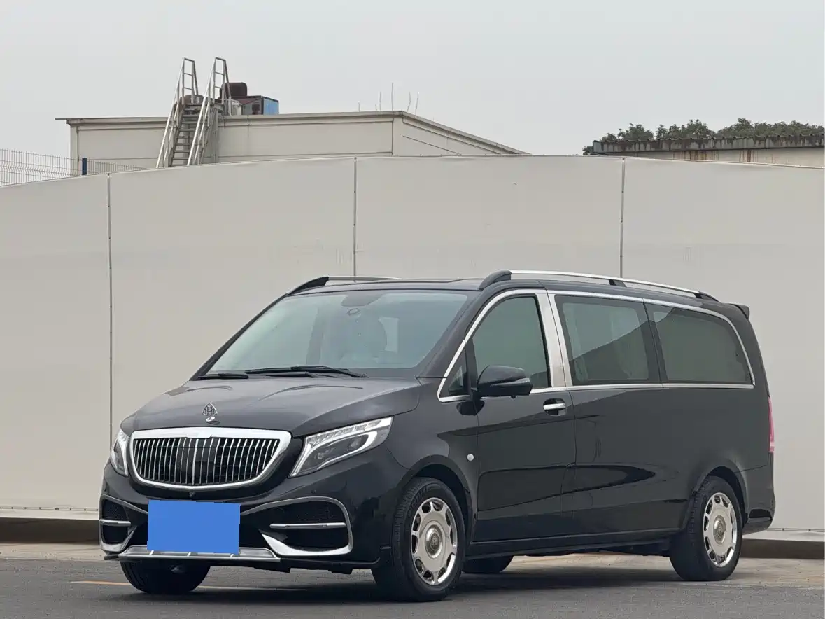 Mercedes-Benz Vito 2021 2.0T Business Edition 7-seater