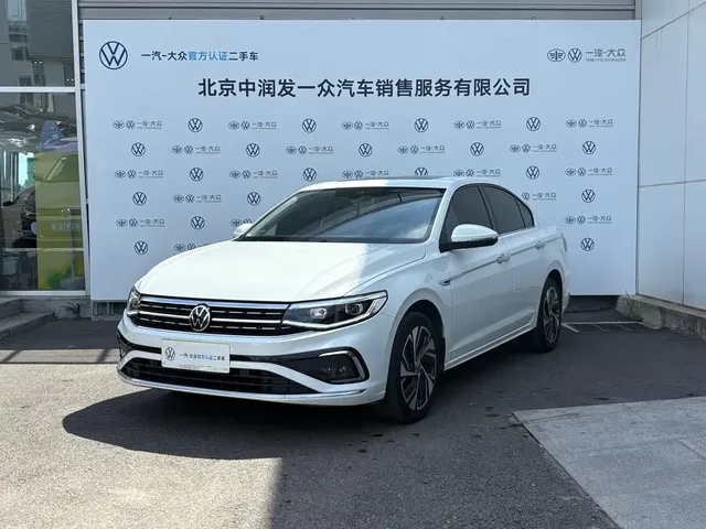 Volkswagen Bora 2024 300TSI DSG Premium Ride Edition