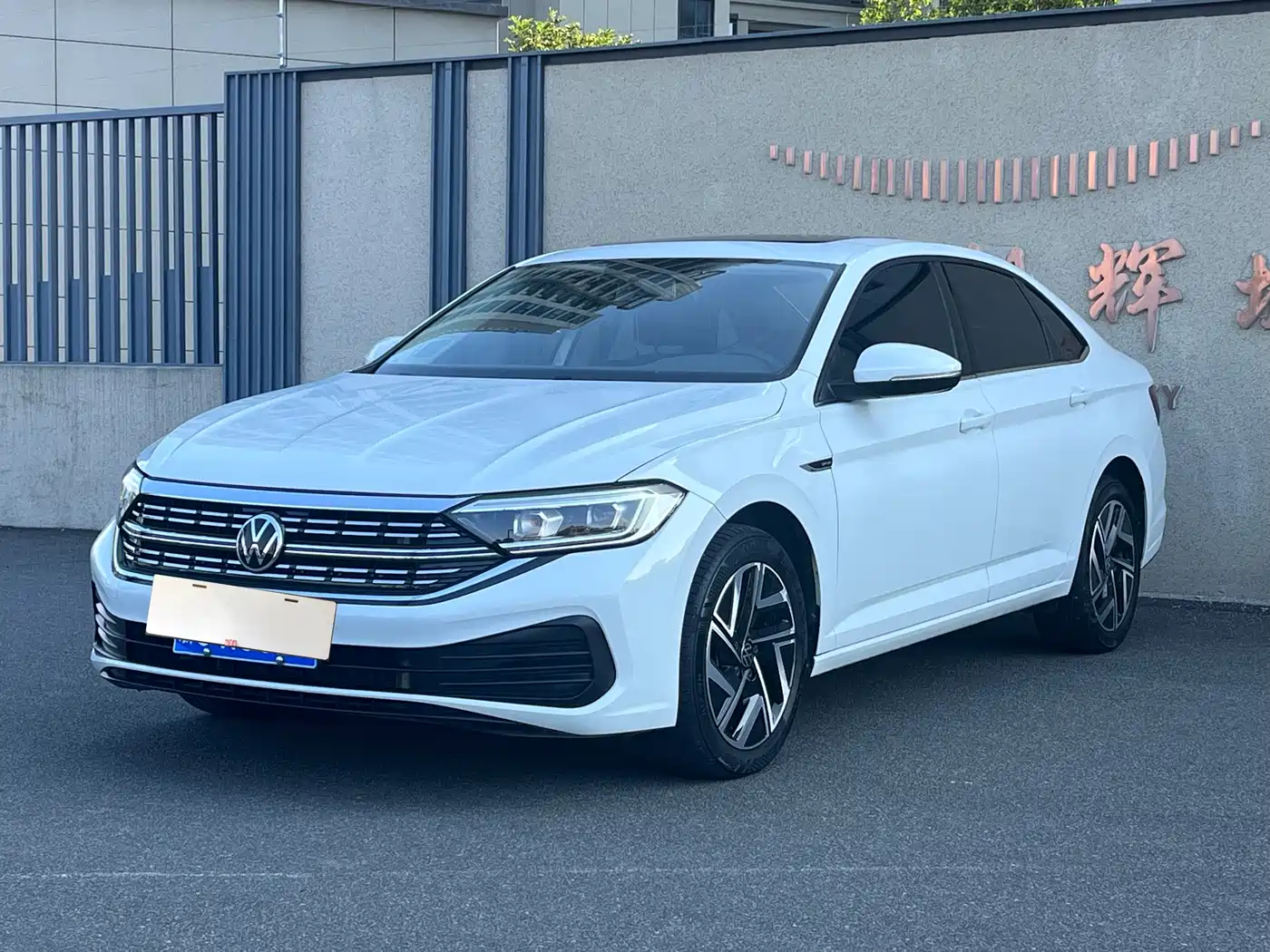 Volkswagen Sagitar 2024 300TSI DSG Flying Edition