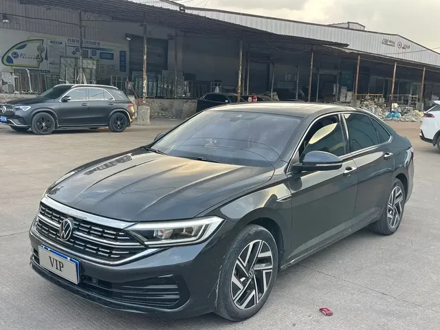 Volkswagen Sagitar 2023 300TSI DSG Surpassing Edition