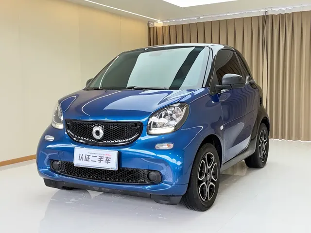 smart fortwo 2019 0.9T 66kW Hardtop Wind Edition China VI