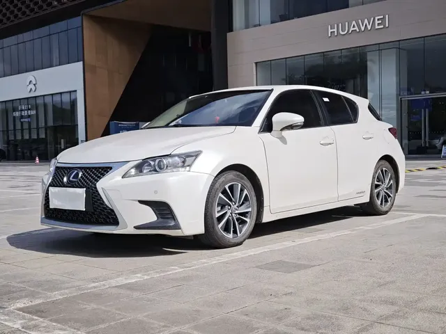 Lexus CT 2017 CT200h Elite Edition Monochrome China V