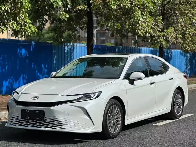 Toyota Camry 2026 Hybrid 2.0HGVP Luxury Edition