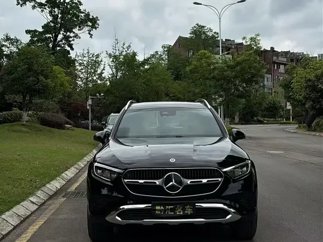 Mercedes-Benz GLC 2023 GLC 260 L 4MATIC Sport 5-seater