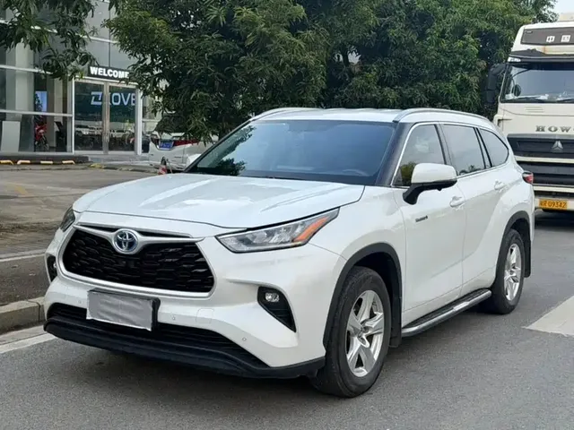 Toyota Highlander 2023 2.5L Smart Hybrid Dual Engine FWD Elite 7-Seater