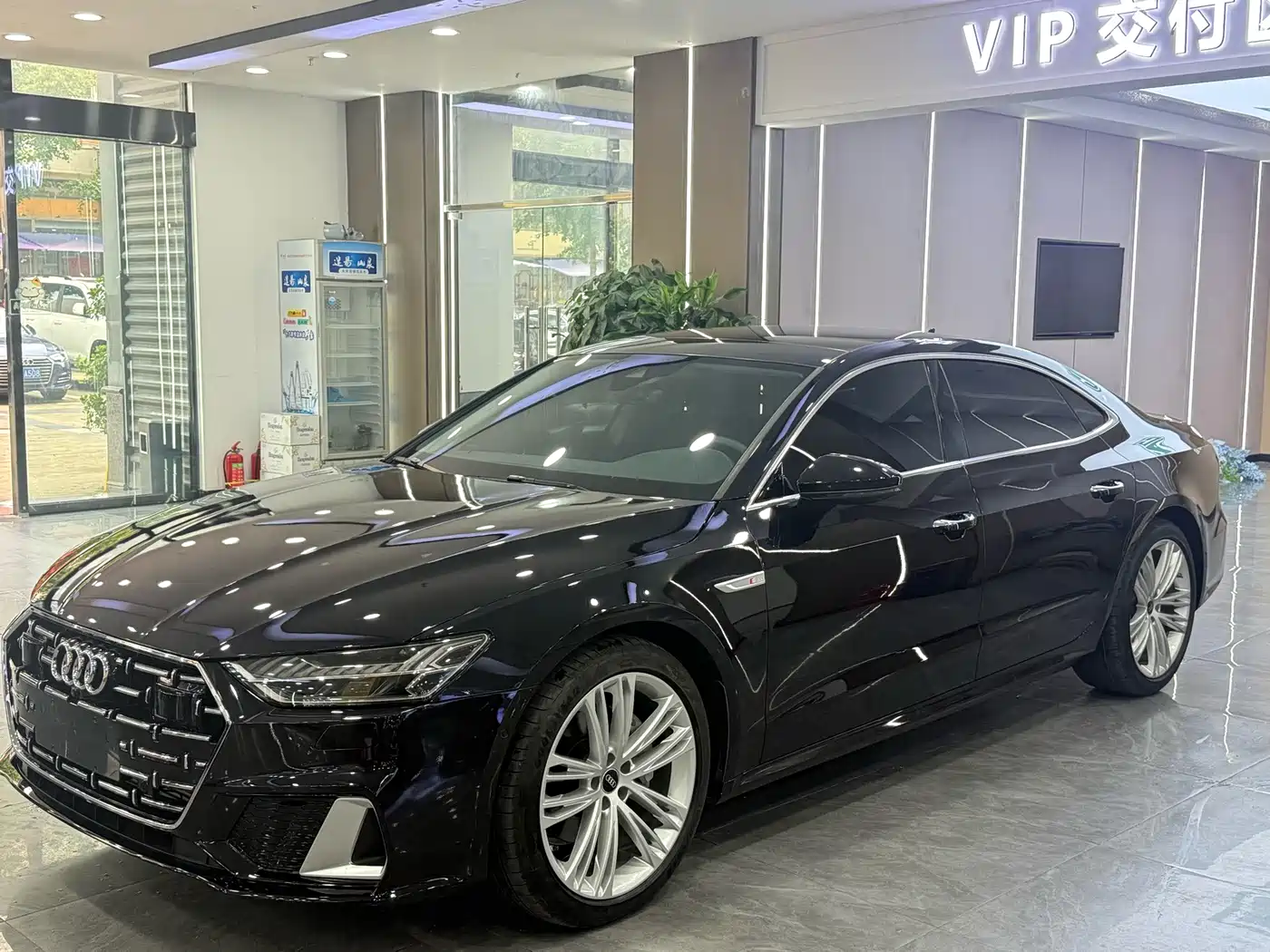Audi A7L 2024 45 TFSI quattro Premium Luxury