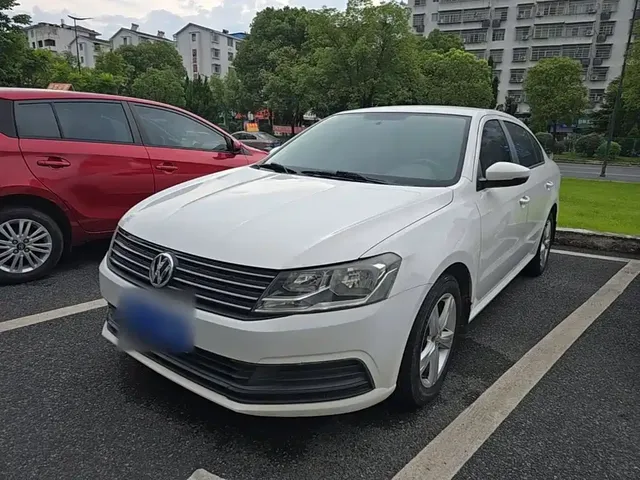 Volkswagen Lavida 2017 1.6L Manual Trend Edition
