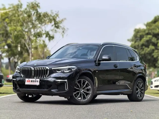 BMW X5 2022 Facelift xDrive 30Li M Sport Package