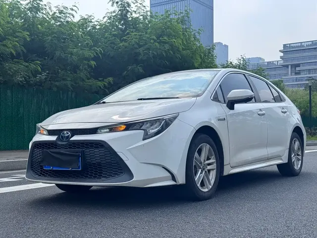 Toyota Levin 2022 Dual Engine 1.8H E-CVT Leading Edition