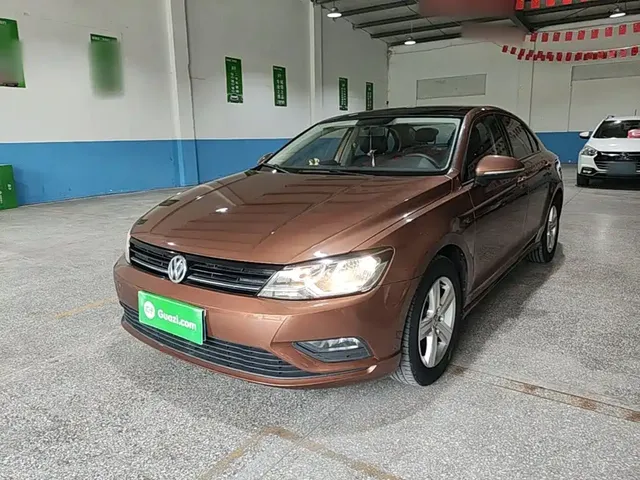 Volkswagen Lamando 2018 230TSI DSG Trend Edition