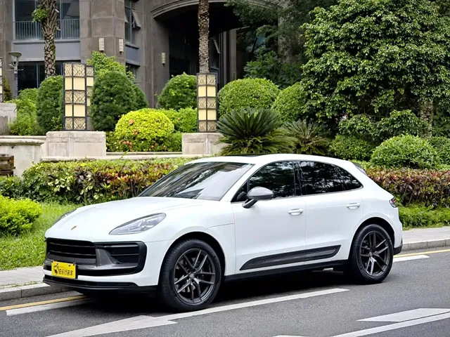 Porsche Macan 2023 Macan T 2.0T