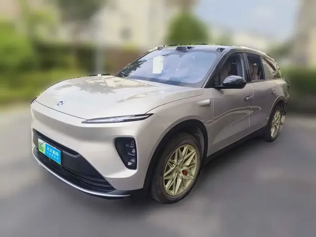 NIO ES8 2024 75kWh